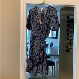 Blue tropical leaf print dress